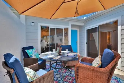 Image de Comforts of Home in Secure Gated Community Just 2 Miles from Anna Maria Island