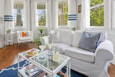 Image de Urban Chic Living | Resi on Rutledge