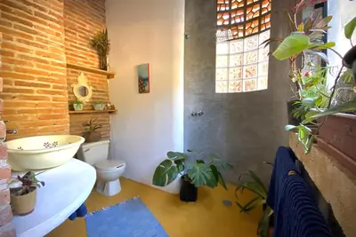 Image de Jungle Casita w/ Patio & Porch -- 15 min walk to the beach!