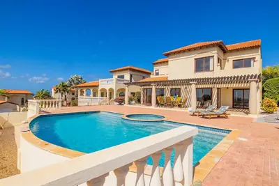 Image de Villa with private pool with endless views