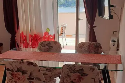 Image de Apartments Snjezana - One Bedroom Apartment with Balcony and Sea View