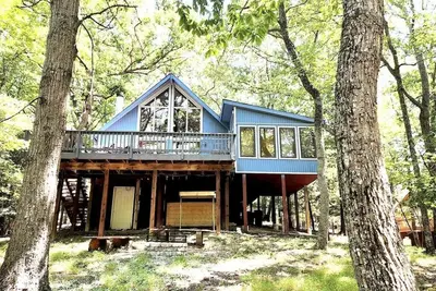 Image de Grateful Moments Cabin in the Woods Resort, Hot tub, Fire Pit, Golf, Access pool
