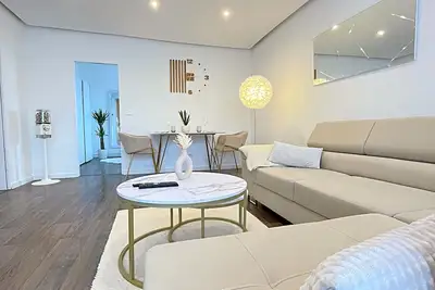 Image de Stylish apartment with balcony, water view and Netflix