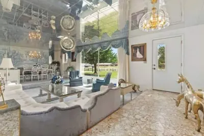 Image de Unbelievable Pink palace