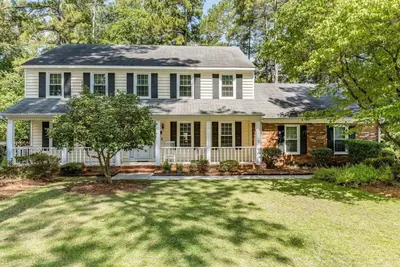 Image de Spacious home in quiet neighborhood 5. 5 miles from Augusta National