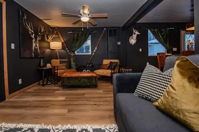 Image de Lodge with access to Lake Noquebay, Utv/Snowmobile trail access