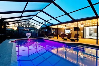 Image de 🏝️New! 10% off per week, Beach 6 miles, Free Pool Heat, Remodel, 4br 2500sf