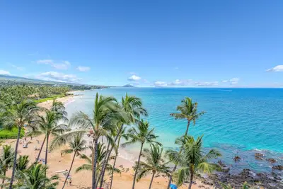 Image de Mak 803 Updated BeachFront 2bd Condo Getaway w Ocean Views