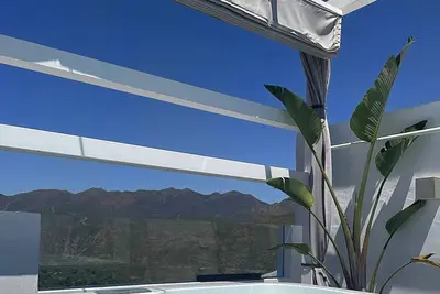 Image de Penthouse with private Jacuzzi-Marbella-Elviria