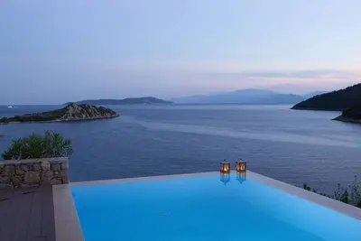 Image de Villa Kalamos - Villa Moderne, Baie de Sivota avec accès Direct Mer