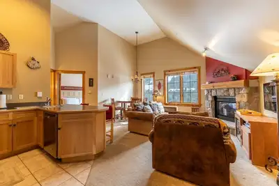 Condo in The Heart of River Run & Short Walk to Everything, Great Slope Views