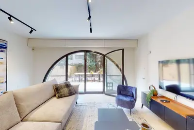 Image de Amazing Duplex 3 Bdrs & Garden ~David Village-Mamilla