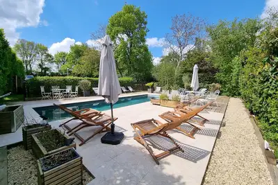 Image de Gite 206m2 4* 5Ch+Bureau 15p Piscine chauffée partagée Vignoble Sancerre 18