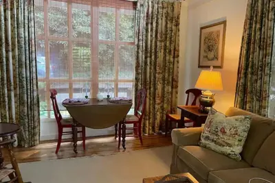 Image de Cozy Blue Ridge Mountain Cottage in Montreat, Nc