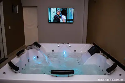 Image de House with hydromassage bath