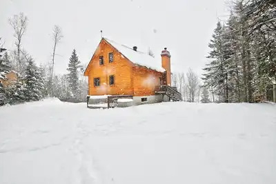 Image de Cozy cottage with Lake View, Spa, Ski  (Pet-friendly)