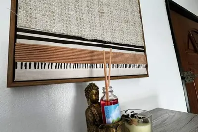 Image de Signature, Angré Cocody Beau Studio Salle de sport Wifi fibre