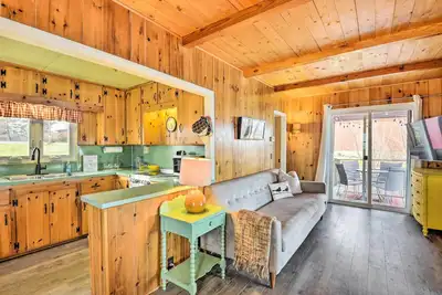 Image de Henderson Harbor Cottage w/ Lake Access!