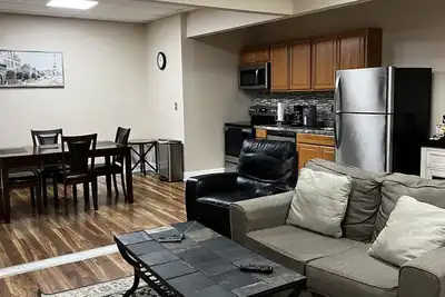 Image de Beautiful lofty private parking