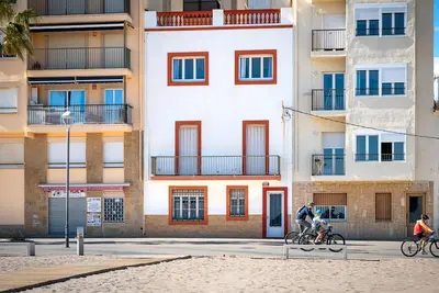 Image de At055 Baix a Mar: Apartamento en primera línia de mar