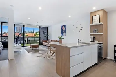 Image de Broadbeach - Modern 2 Bedroom Apartment at Synergy - CoastHM
