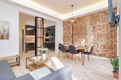 Image de Espléndido y Radiante Apto. en C/Manuela Malasaña