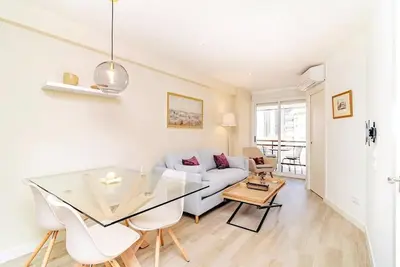 Image de Encantador Apartamento cerca del Santiago Bernabéu