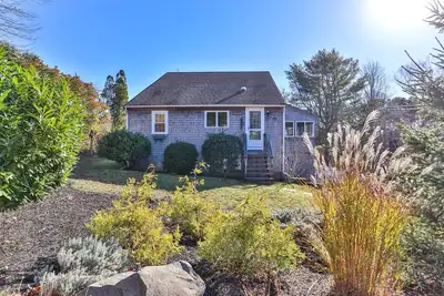 Image de Awesome Location! Right on the Chatham \"Loop\", Perfect for Long Walks!