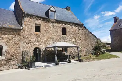 Image de Manoir pierre dans centre équestre vers saint malo/mont saint michel