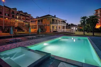 Image de Maison de vacances 'Il Gattino Di Porto Appartamento 1' avec piscine partagée