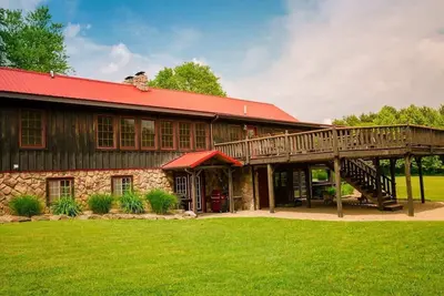 Image de Manor Lodge at Camp Because I Said I Would
