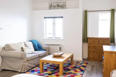 Image de Newly fitted Notting Hill Gate vacation home sleeps 2-4 only 3-min walk to tube.