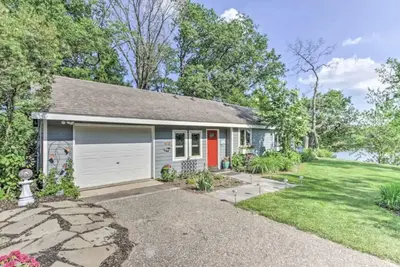 Image de The Great Outdoors: Pet-Friendly Lake House