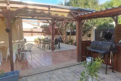 Image de Maison  entre mer et montagne\nsituée dans un impasse au calme\n Animaux acceptés