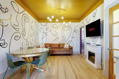 Image de L'Artiste | Métro | Stationnement ($)