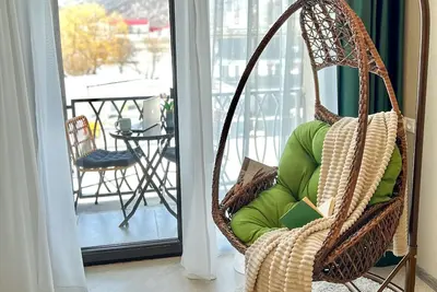 Image de Vibrant Design | Balcony | Self Checkin | Netflix