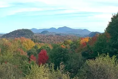 Image de Tranquilité, vue magnifique et confort sur domaine de 300 acres