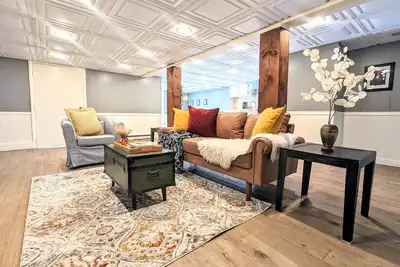 Image de Bright, Peaceful Oasis with Fireplace near Med Center + Hersheypark