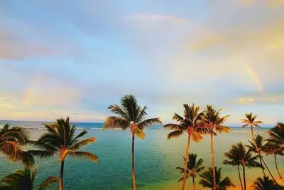 Image de Beachfront Penthouse w/ Views & A/C!
