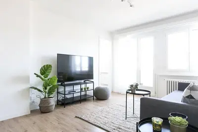 Image de Lucern 2-Br Flat w/Netflix. Top location