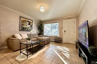 Image de King Beds Private Suite 25 minutes away from Downtown Vancouver