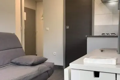 Image de Joli studio 17 m² équipé avec piscine et jardin