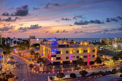 Image de Palm Beach Strip - 2b 2, 5b Luxury Condo