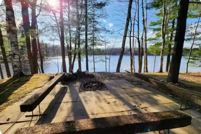 Image de Lucky Duck Lodge on the Lake! Sleep up to 16!