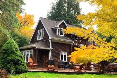 Image de Year round waterfront getaway on Puget Sound, 22 minutes to West Olympia. Children welcome. Pet friendly. Complimentary kayaks.