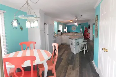 Image de Lei-Sea Daze Beach House