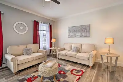 Image de Dog-Friendly Downtown Auburn Vacation Rental!