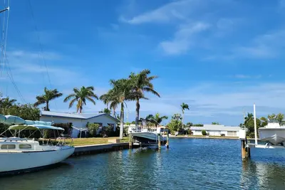 Image de Delphina: 2 Bed 2 Bath Water Front Villa Anna Maria Sleeps 6