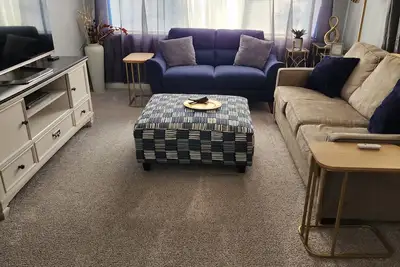 Image de Grand Canyon Bridge Vacation Rental, walking distance to cafe and shopping