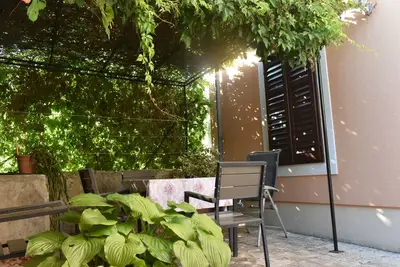 Appartement de deux chambres avec la terrasse Mali Losinj, Losinj (A-20783-a)